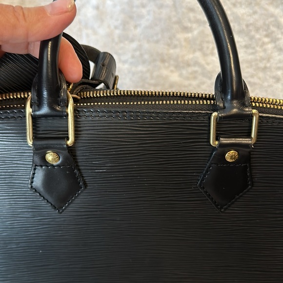 Authentic Louis Vuitton Black Alma MM - Picture 12 of 13